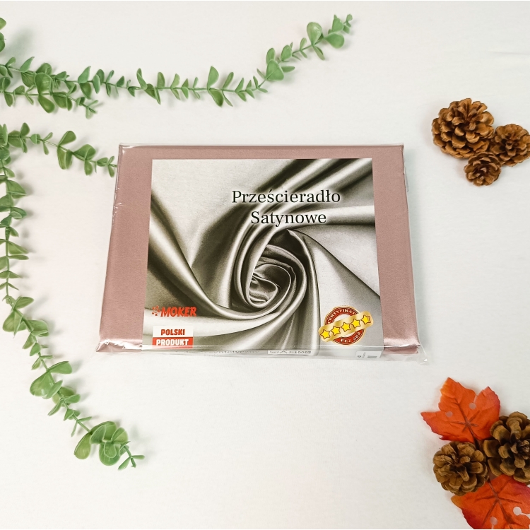 Prześcieradło Satynowe Atłas bez gumki- Pudrowy róż, zdjęcie prześcieradła w opakowaniu